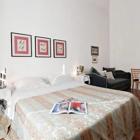 Oda ve Kahvaltı Colori Di Roma