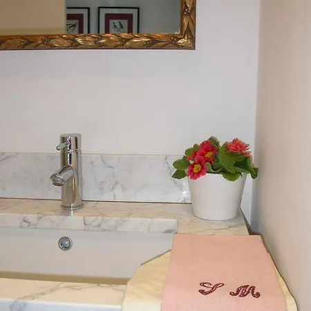 Colori Di Bed & Breakfast 4*